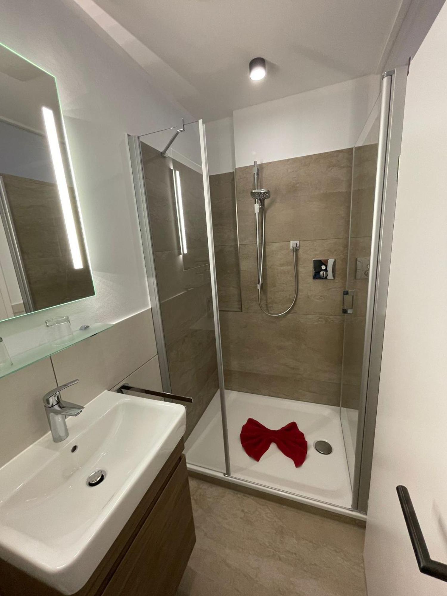 Haus Breslau Hotel บอร์คุม ภายนอก รูปภาพ