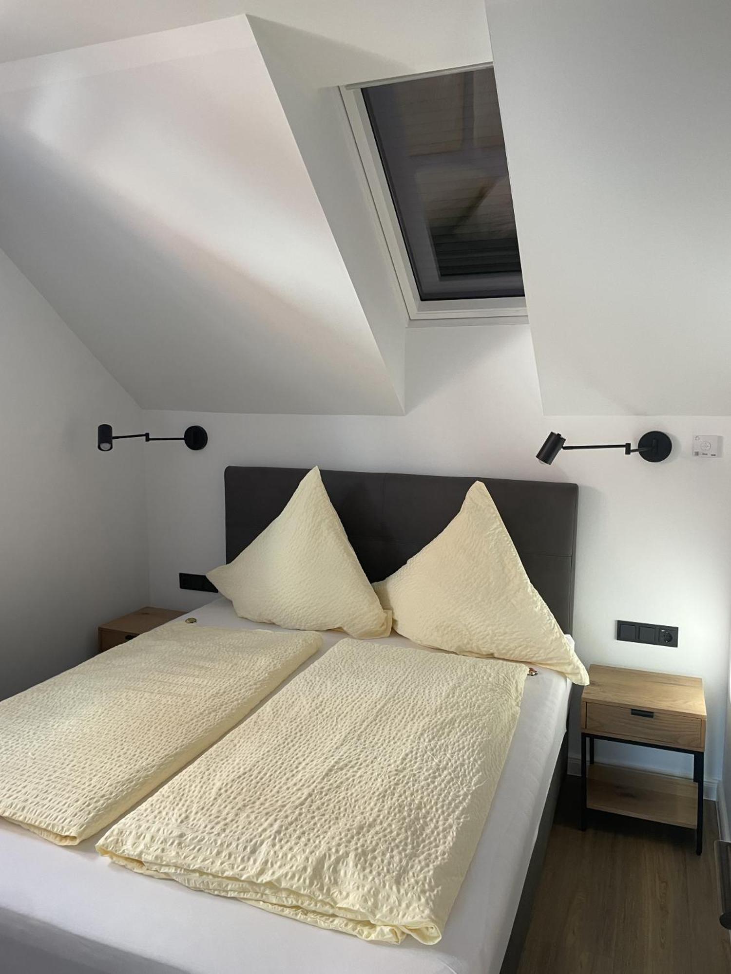 Haus Breslau Hotel บอร์คุม ภายนอก รูปภาพ